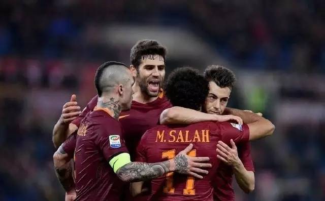  意甲争四悬念再起，罗马力克拉齐奥  