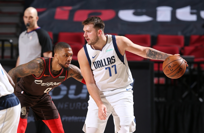  东契奇末节独揽15分独行侠逆转鹈鹕迎里程碑