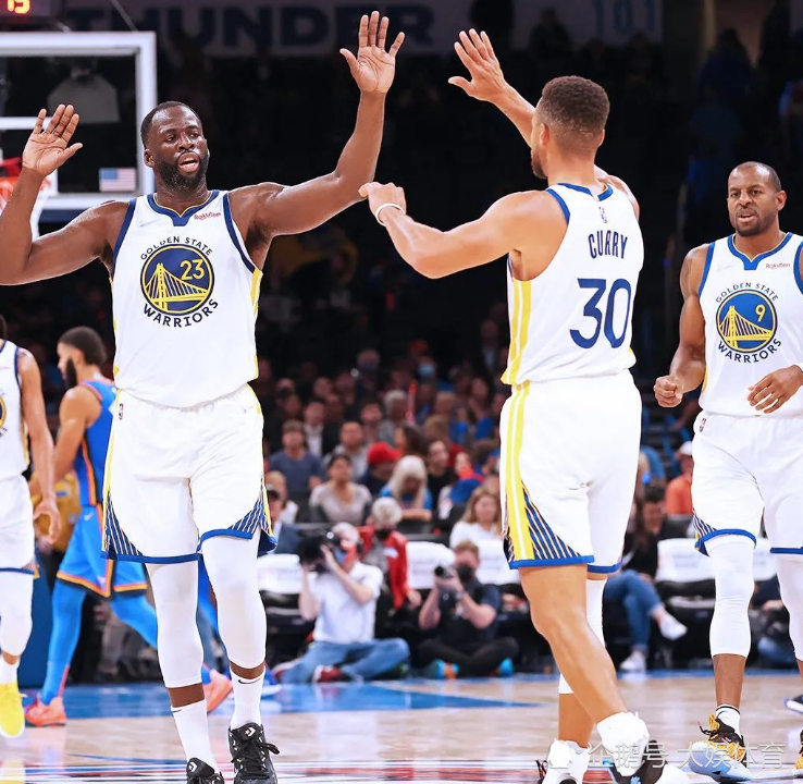  布克末节连得十分，太阳逆转爵士保持不败金身  